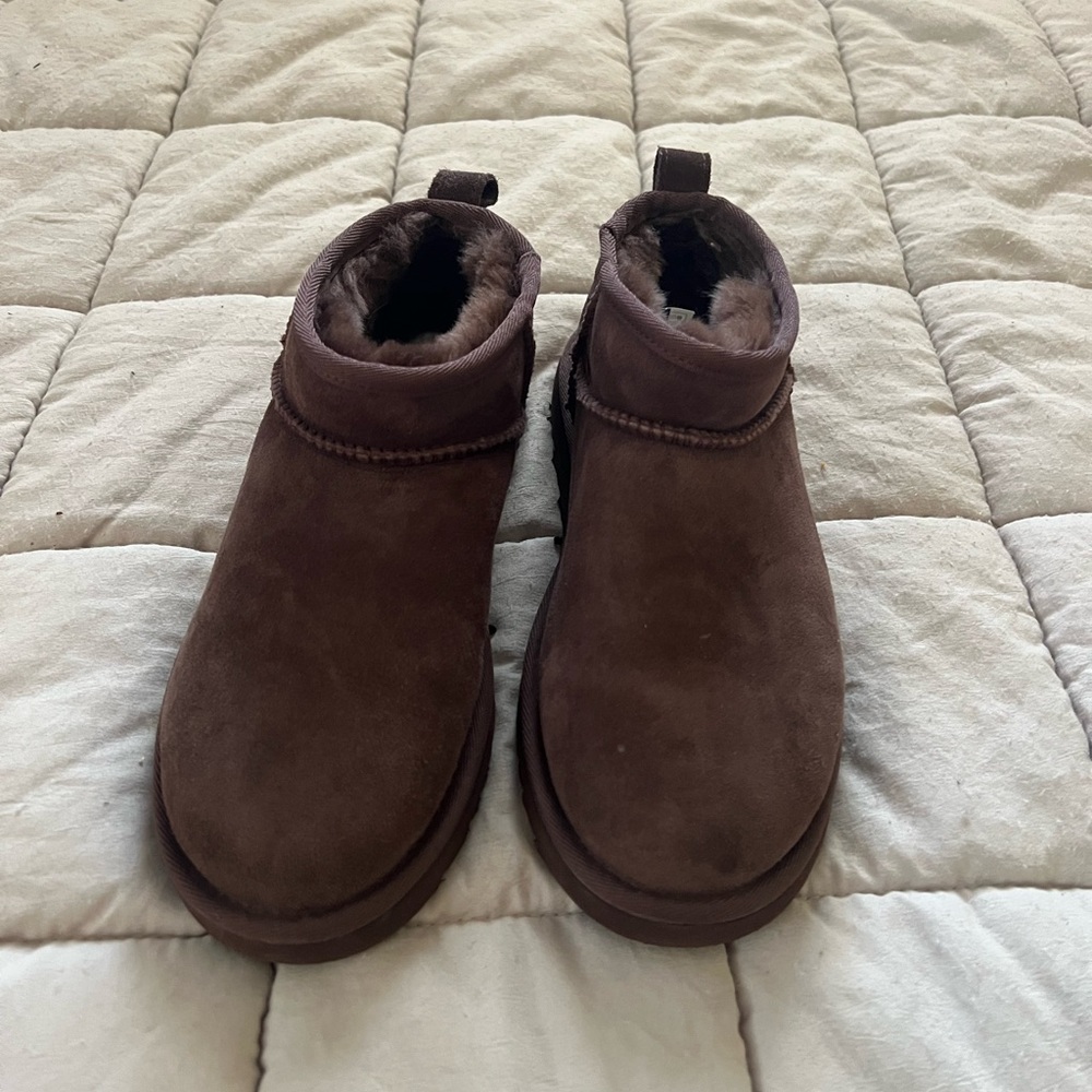 Ugg ultra mini